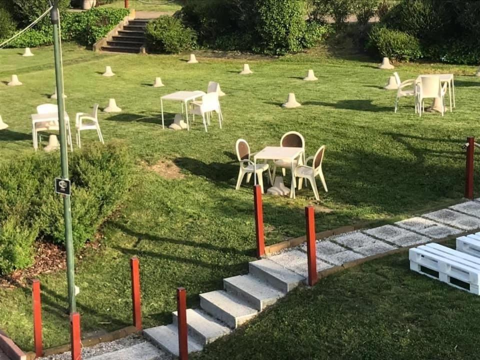 Appartamento Casa Vacanze Spiaggia D'Oro Дезенцано-дель-Гарда Экстерьер фото