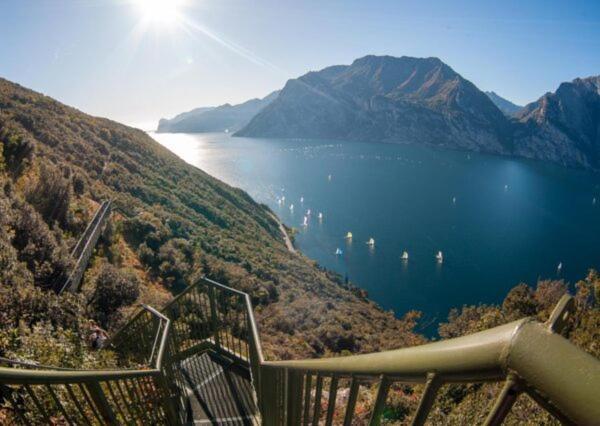 Appartamento Casa Vacanze Spiaggia D'Oro Дезенцано-дель-Гарда Экстерьер фото